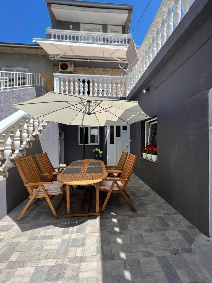 Apartman Robi Lejlighed Zadar Eksteriør billede
